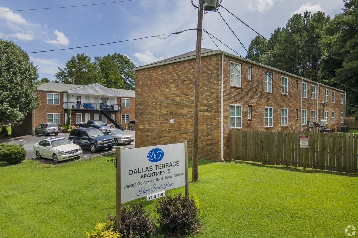 Dallas Terrace exterior view