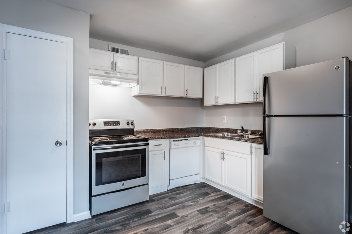 Dallas Terrace kitchen